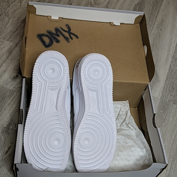 Custom DMX Air Force 1s - Picture 4 of 6